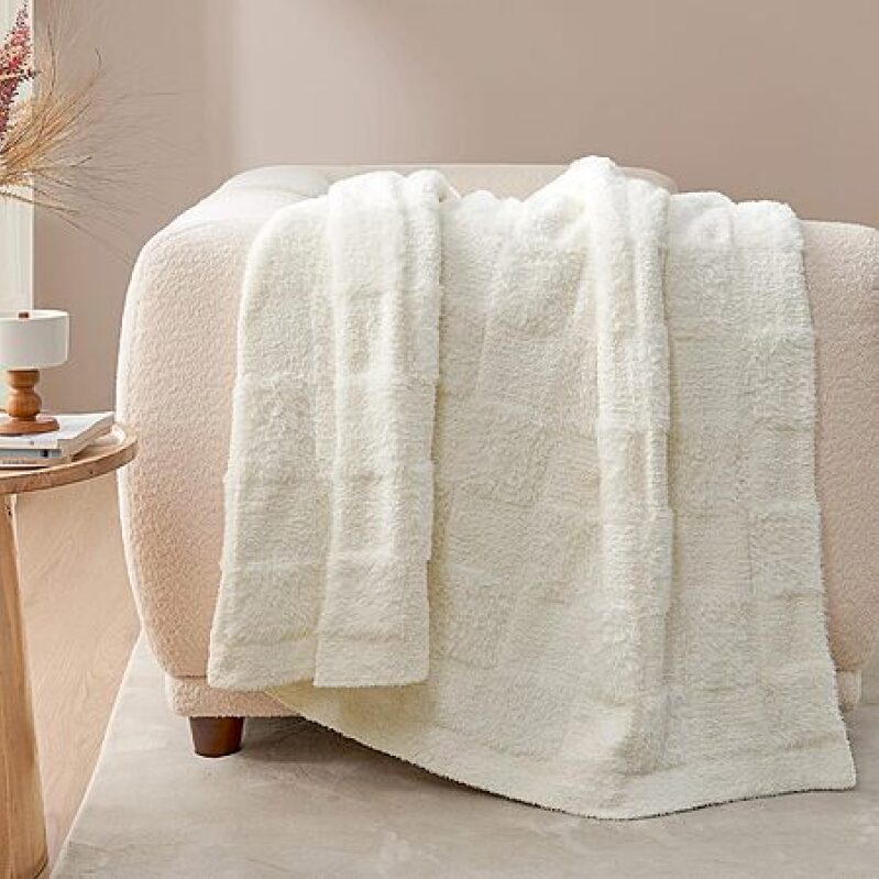 Snuggle Sac Checkered Throw Blanket – $13.99 Deal