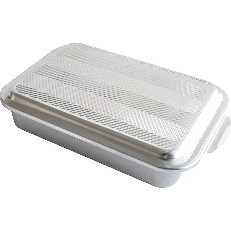Nordic Ware 9x13 with Prism Metal Lid - Elegant and Functional Baking Pan