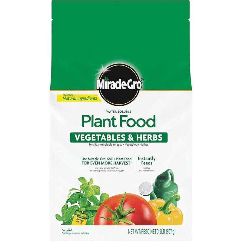Miracle-Gro Water-Soluble Plant Food for Vegetables 2 lbs - Enhance Your Harvest