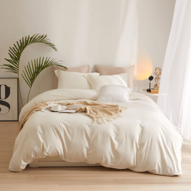 Luxurious Solid Color Bedding Set for King Size Bed