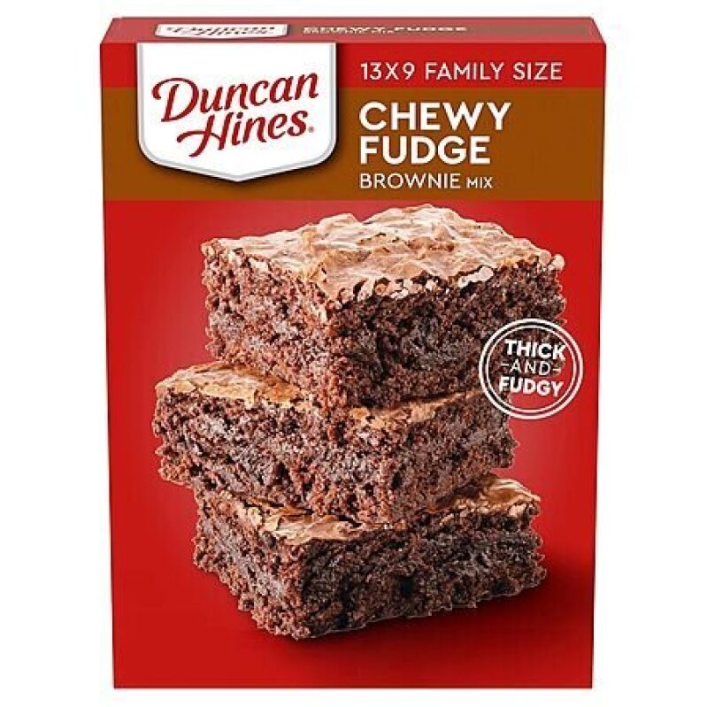 Duncan Hines Chewy Fudge Brownie Mix - 18.3 Ounces - Family Size