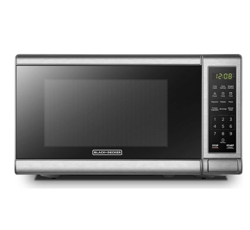 BLACK+DECKER EM720CB7 Microwave Oven - Great Deal on Black Friday