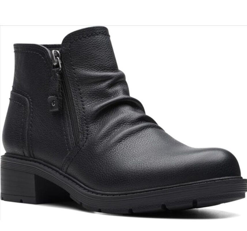 Clarks Its Joy Leather Short Boots for Women - Unbeatable Deal!
