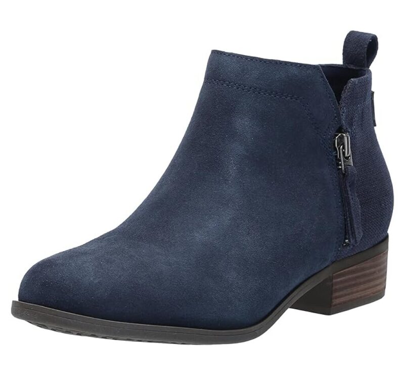 TOMS Dahlia Ankle Boots: Navy Suede, Size 6.5, Flash Sale