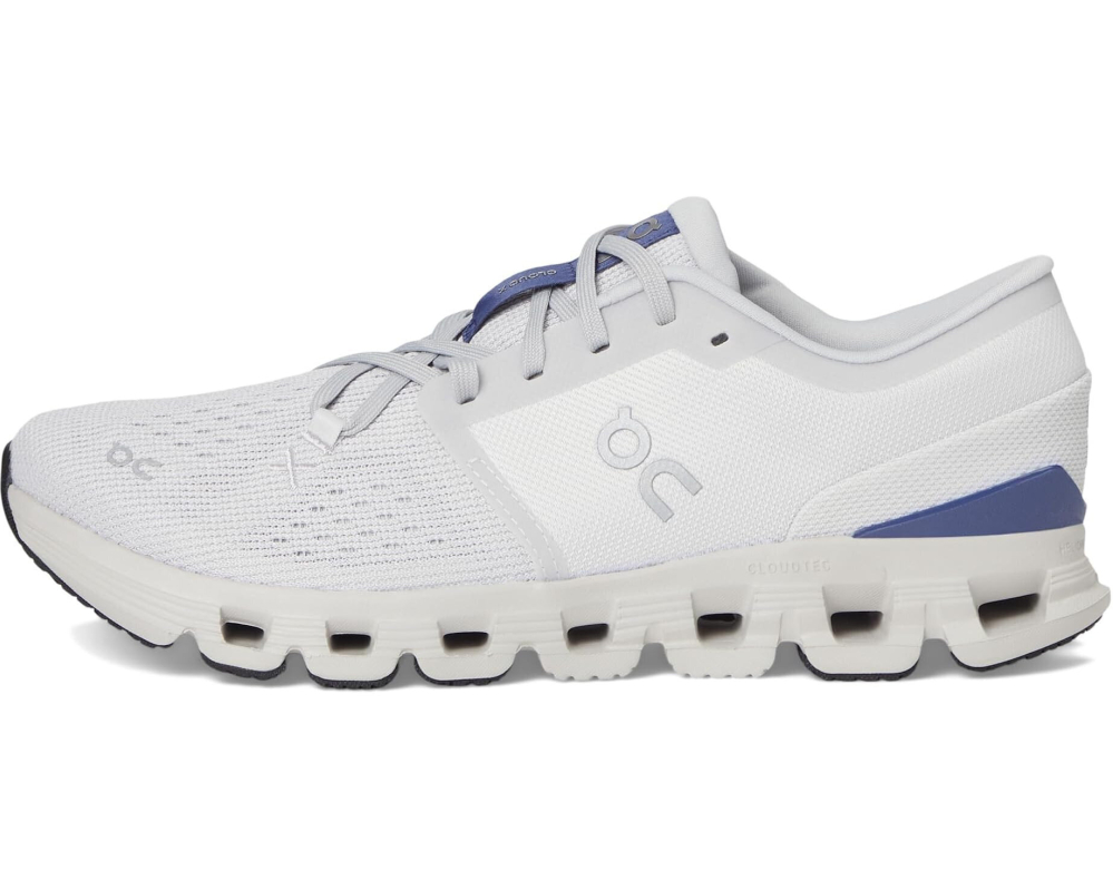 On Cloud X 4 Women's Training Shoes - Ultimate Flexibility & Comfort