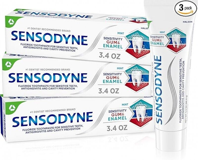 Sensodyne Toothpaste Sensitivity Gum and Enamel, Triple Protection, Refreshing Fluoride Toothpaste, Mint Flavor