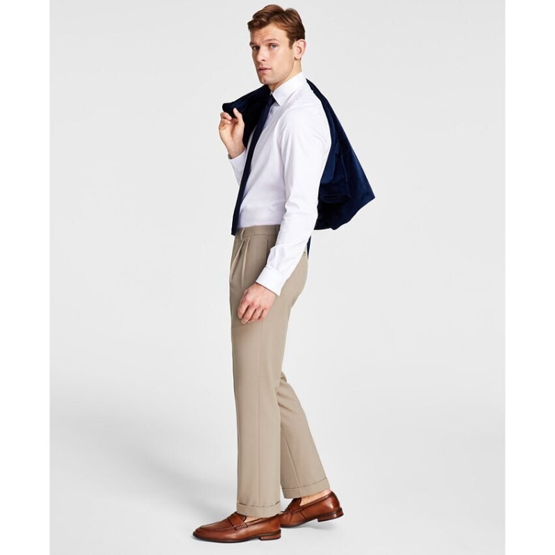 Elegant Michael Kors Men's Pleated Solid Classic Fit Pants