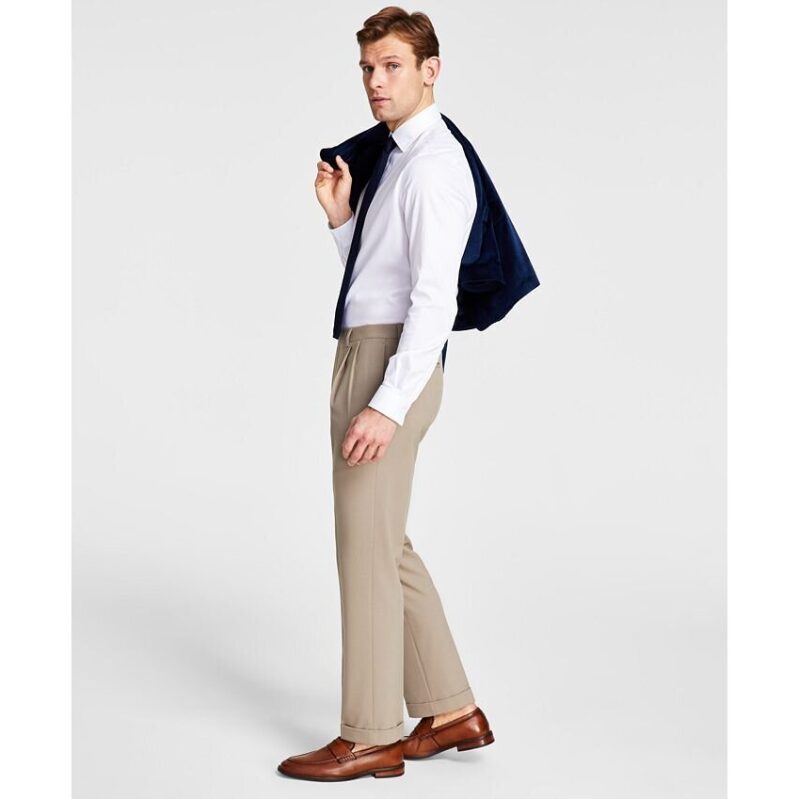 Elegant Michael Kors Men's Pleated Solid Classic Fit Pants