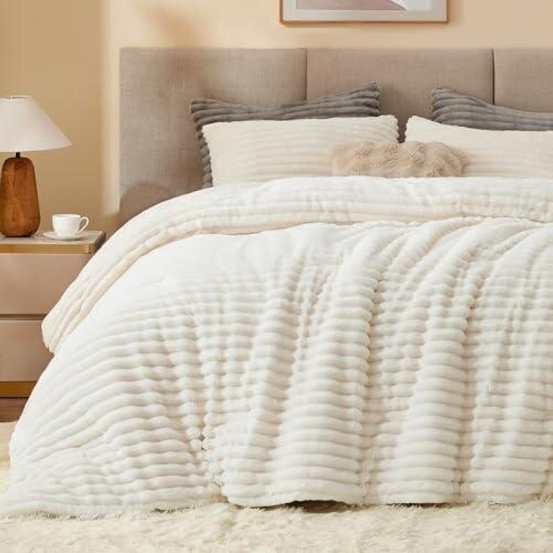 Ultra-Soft Fleece/Warmth Duo Comforter Set - 62% Off