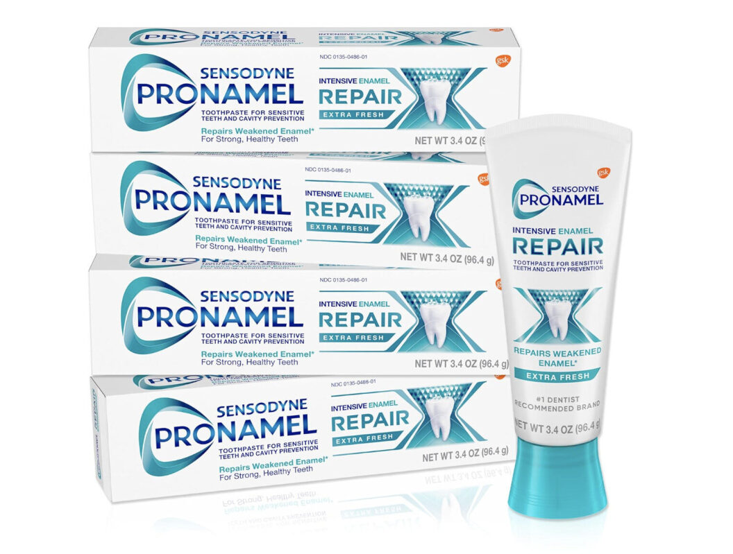 Sensodyne Pronamel Extra Fresh Toothpaste for Sensitive Teeth - 4 Pack