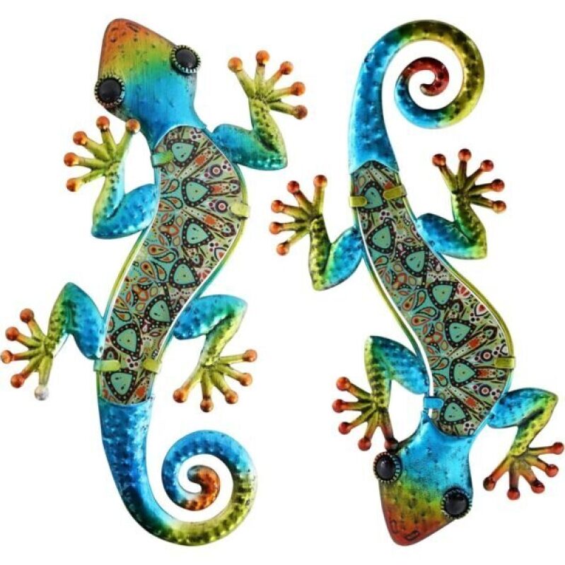Vibrant Metal Gecko Wall Decor - Perfect for Outdoor and Indoor Spaces