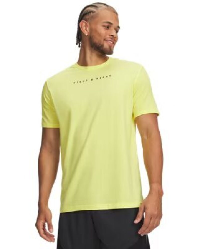 Curry Night Night Men's T-Shirt: All-Day Comfort in Bright Yellow