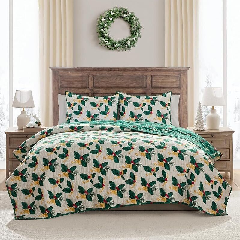 Hallmark King Size 3-Piece Holiday Quilt Set with Shams