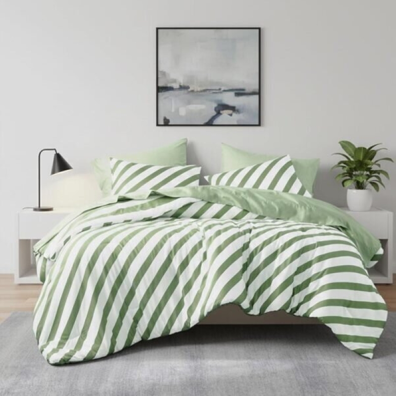 Reversible Striped King Comforter Set - 7-Piece Bedding Set with Double-sided Stripes Design