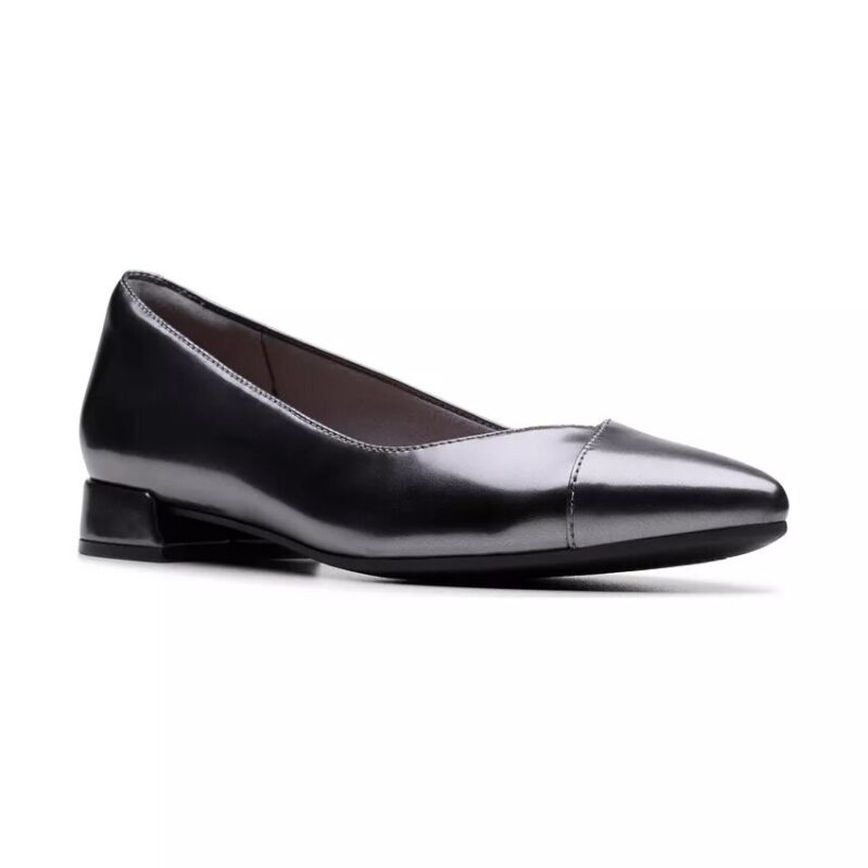 Clarks Women's Natalyn Wish Pointed Toe Flats: Sleek and Comfortable Footwear
