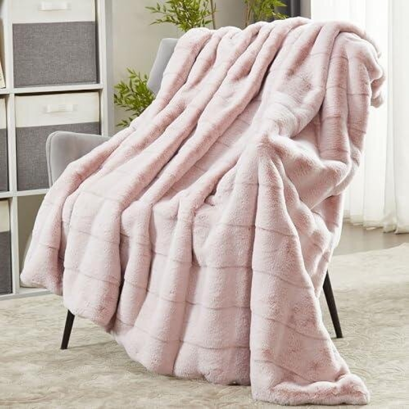 Luxurious Pink Faux Rabbit Fur Blanket - 60x70 Inches, 50% Off