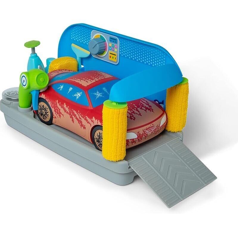 Melissa & Doug Spray & Shine Car Wash Color-Changing Water Toy