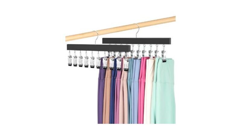 Maximize Your Closet Space with Easy-to-Use Pants Hangers