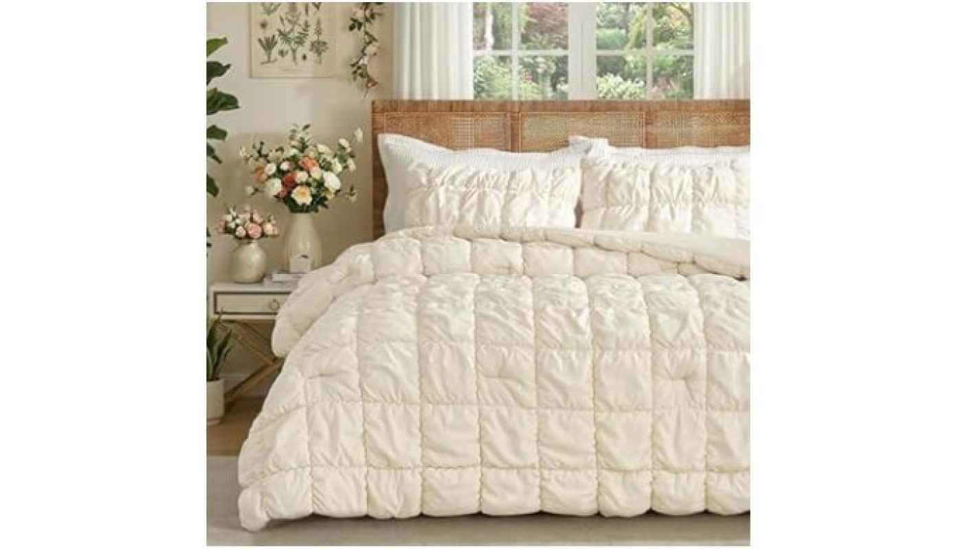 Amelie Home Bubble Comforter Set - Luxurious Bedding