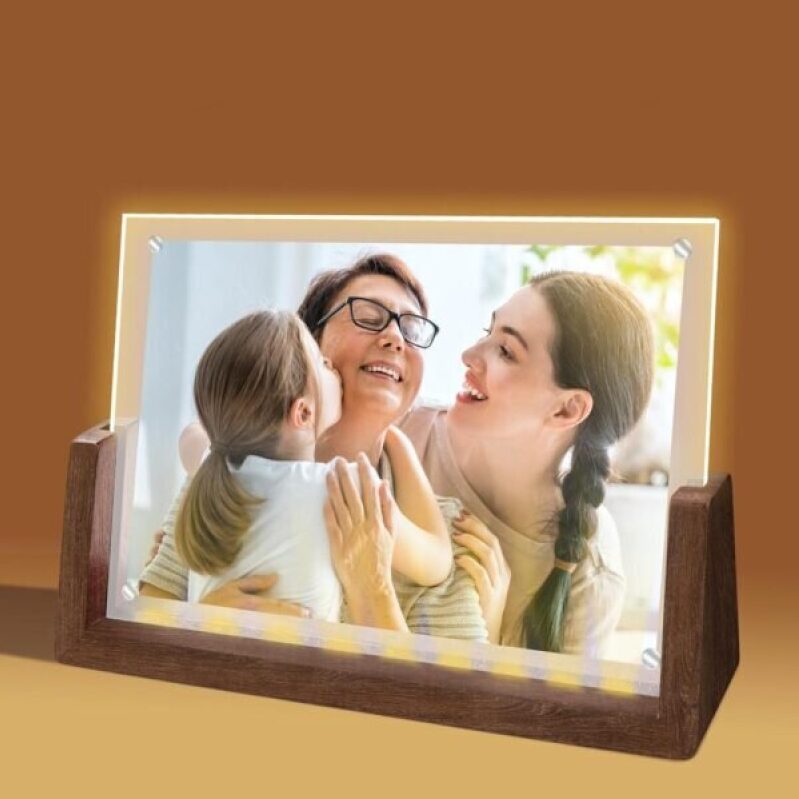 Illuminate Your Memories with the 5x7 LED Photo Frame - 52% Off!