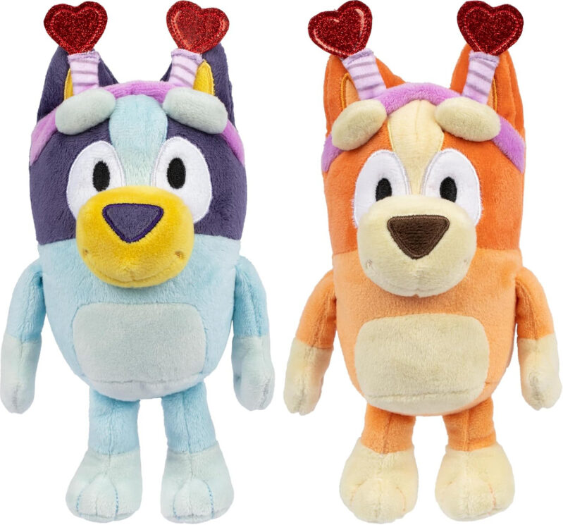 Bluey Smoochy Kiss Plush Toy Set - Perfect for Playtime