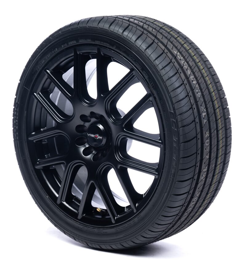 Kumho LX Platinum KU27 All-Season Tire 205/65R16 95V - High-Performance & Durable