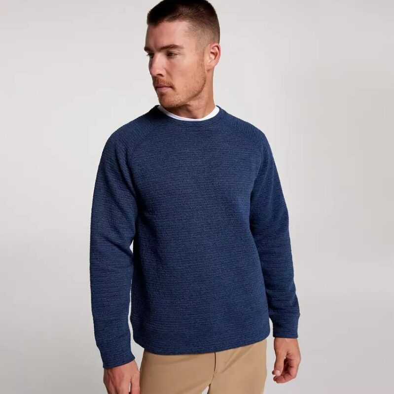 VRST Mens Recharge Lunar Fleece Crew: Ultimate Comfort for Any Occasion