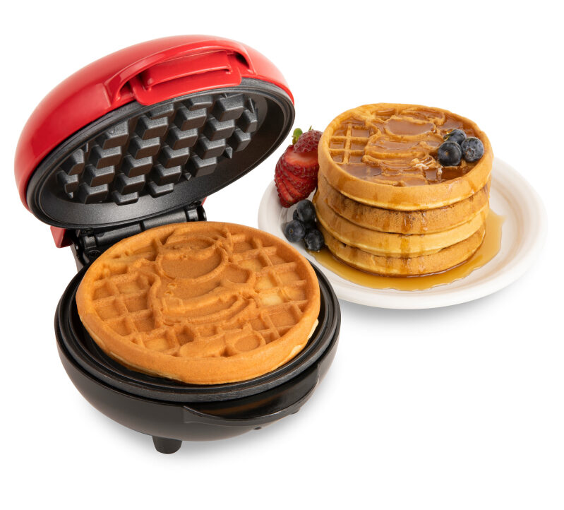 Festive Santa Claus Waffle Maker: Compact, Portable, and Perfect for Holiday Mornings