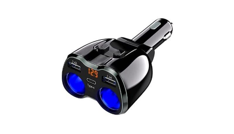 Dual USB-C Car Charger with Voltage Display - Perfect for Mobile Phones and GPS