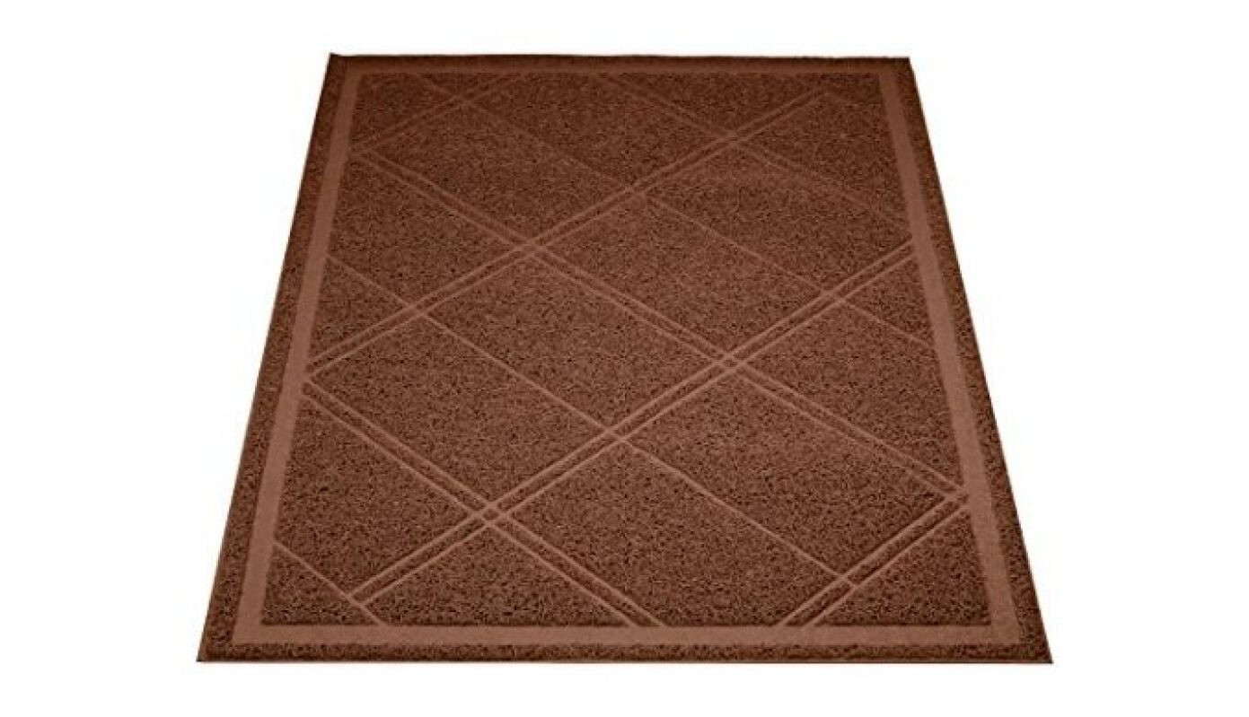 Amazon Basics Less-Mess Cat Litter Box Mat - Durable, Easy Clean