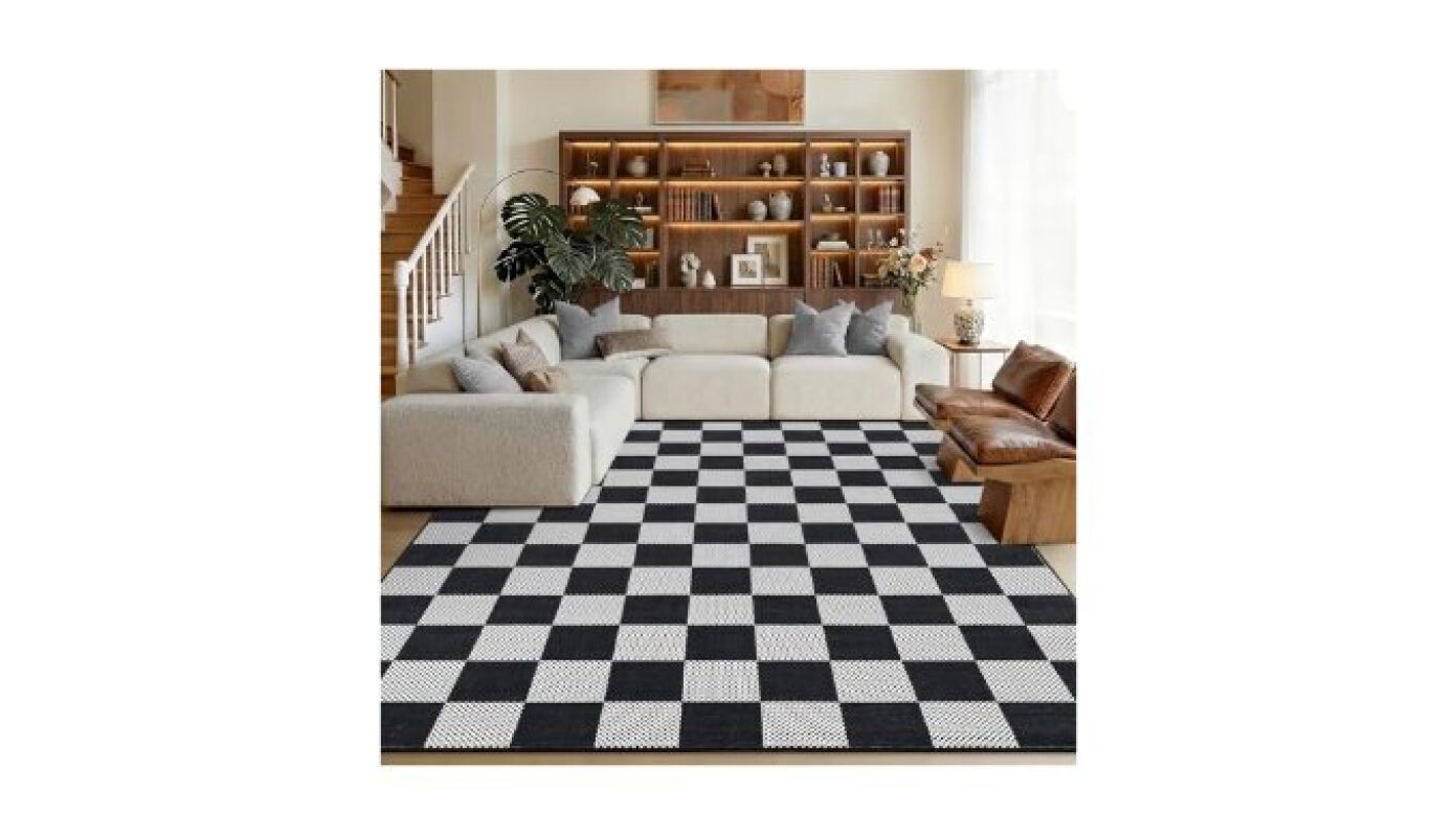 Checkered Dark 5×7 Washable Rug - Modern, Soft, Durable