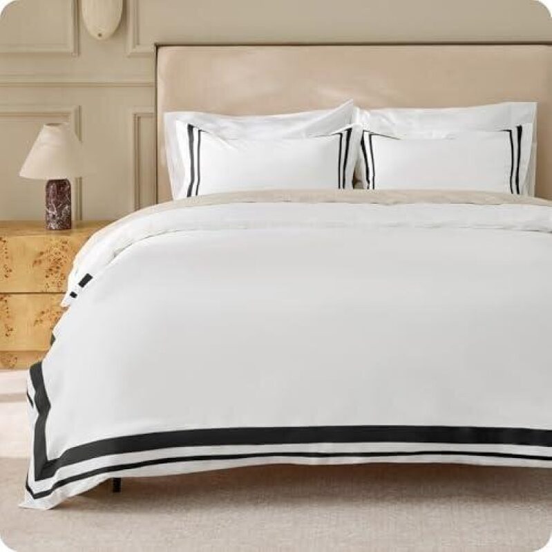 Luxurious Hotel-Style Duvet Cover Set - Queen Size, 85% Discount