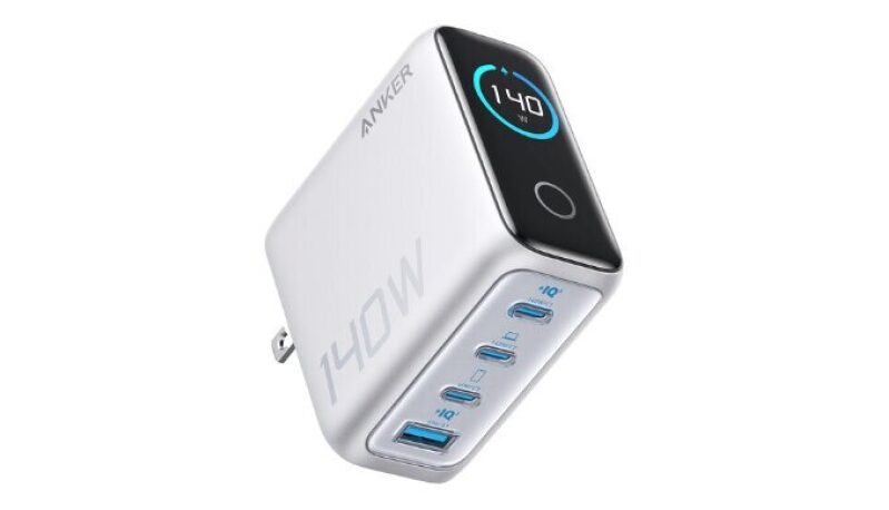 Anker 140W 4-Port USB Wall Charger with Built-In Screen - Smart Charging Solution