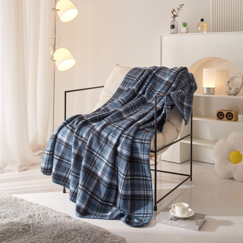 Mainstays Blue Plaid Fleece Throw Blanket - Warmth & Comfort