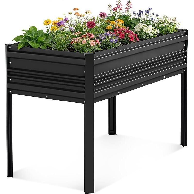 Spacious Outdoor Raised Garden Bed - Maximize Your Gardening Space