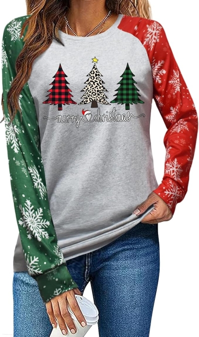 Christmas Shirts for Women – Tree Color Block Long Sleeve Xmas Top, Soft Holiday Graphic Tee for Parties, Family Gatherings & Everyday Winter Wear